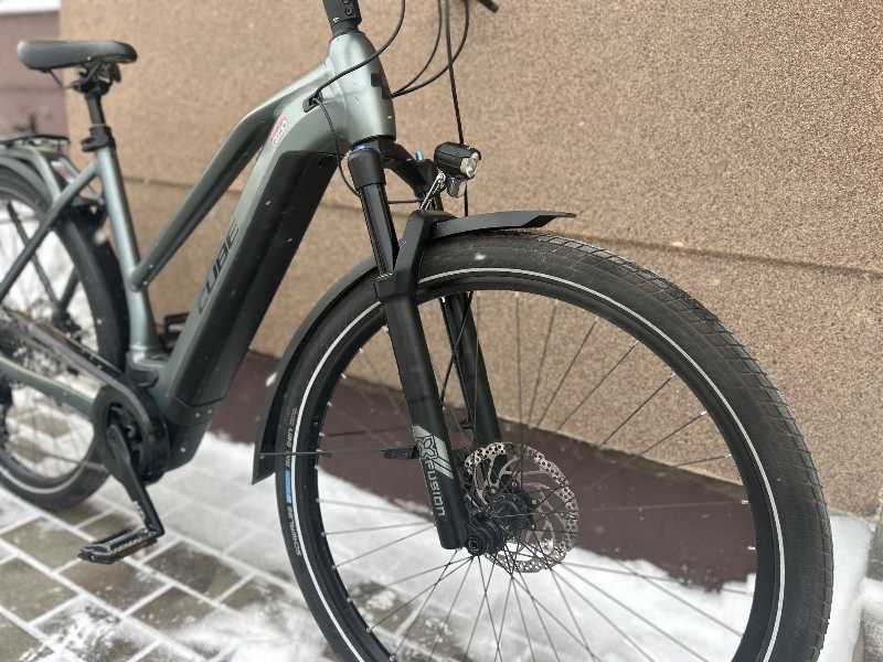 Cube Kathmandu Hybrid pro 625 (2022)