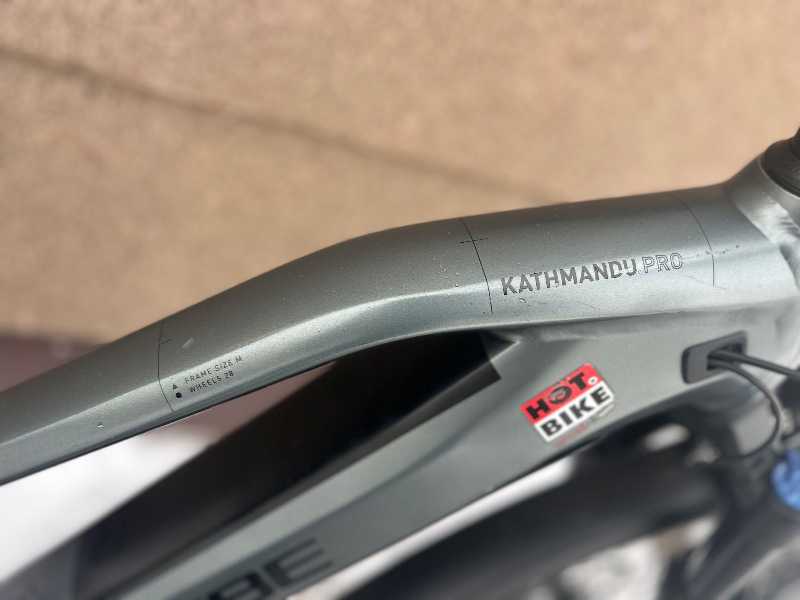 Cube Kathmandu Hybrid pro 625 (2022)