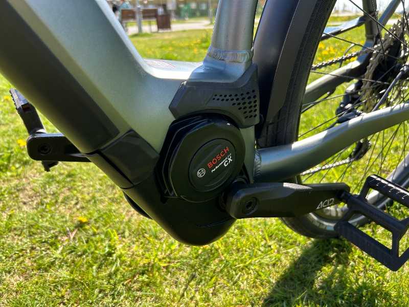 Cube Kathmandu Hybrid pro 625 (2022)