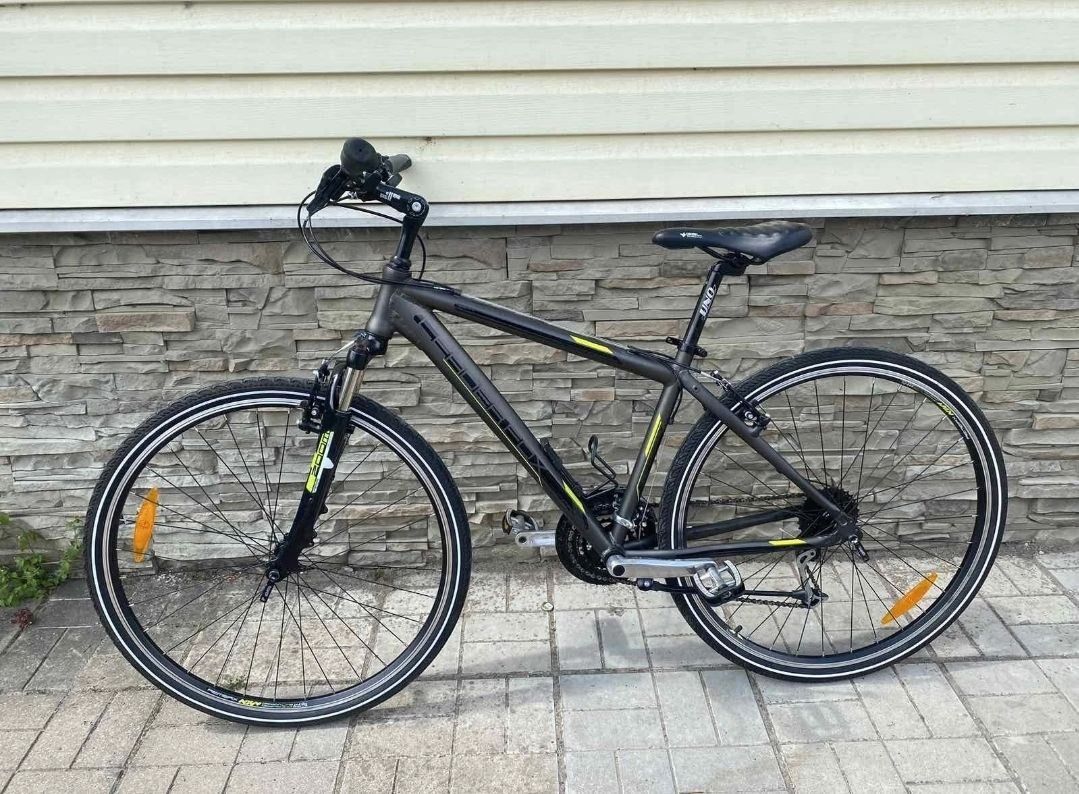 Кроссовый велосипед