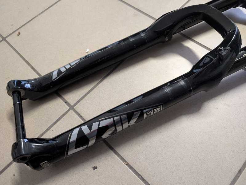 RockShox Lyrik Ultimate RC2 29