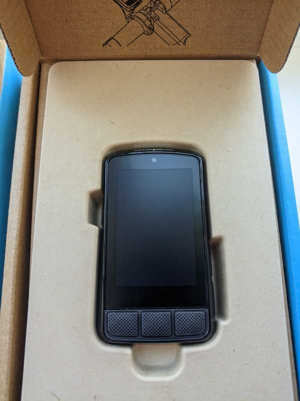 Велокомпьютер Wahoo ELEMNT BOLT 3