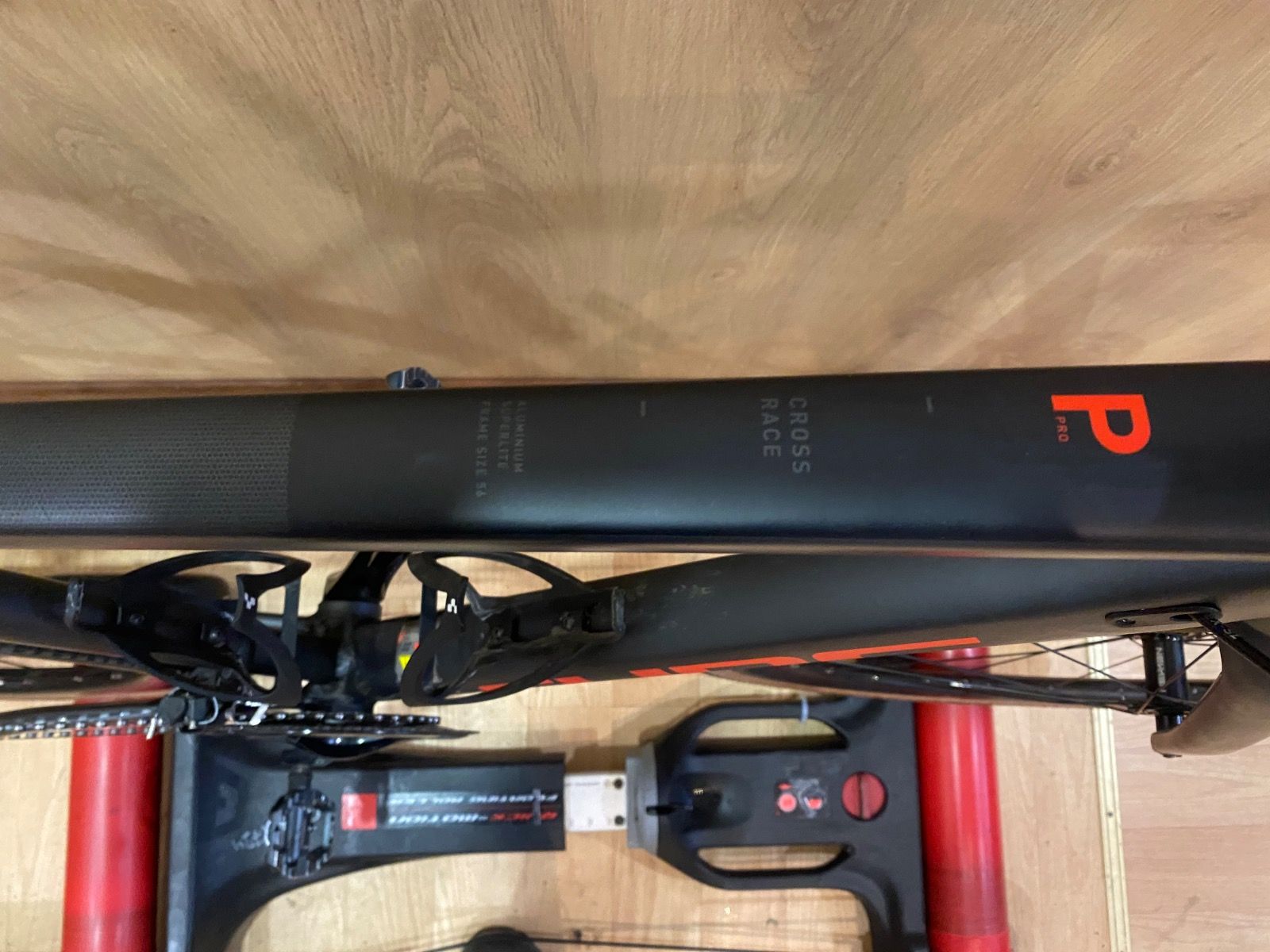 CUBE CROSS RACE Ppro 56  2024