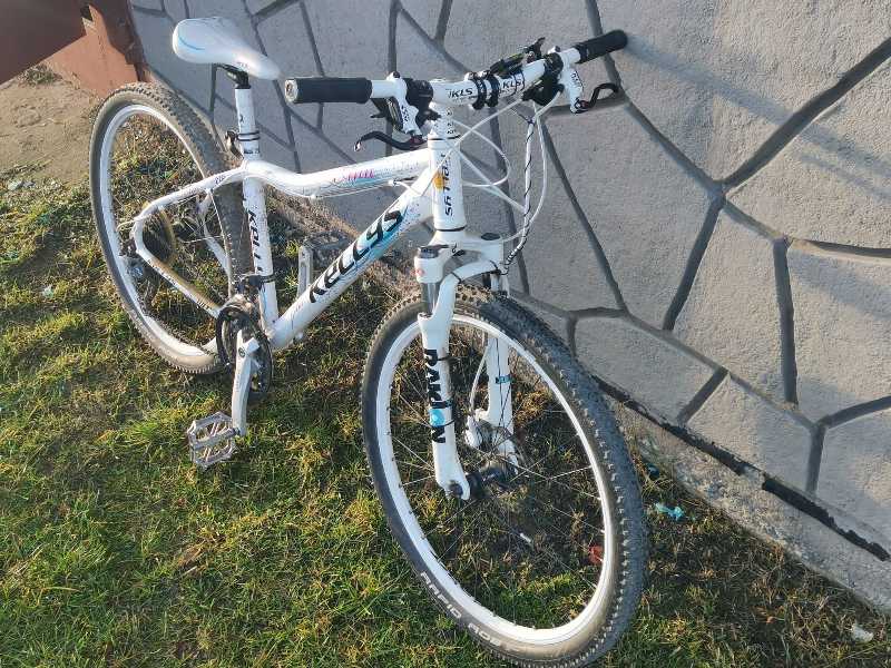 Горный женский велосипед Kellys 26