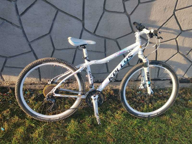 Горный женский велосипед Kellys 26