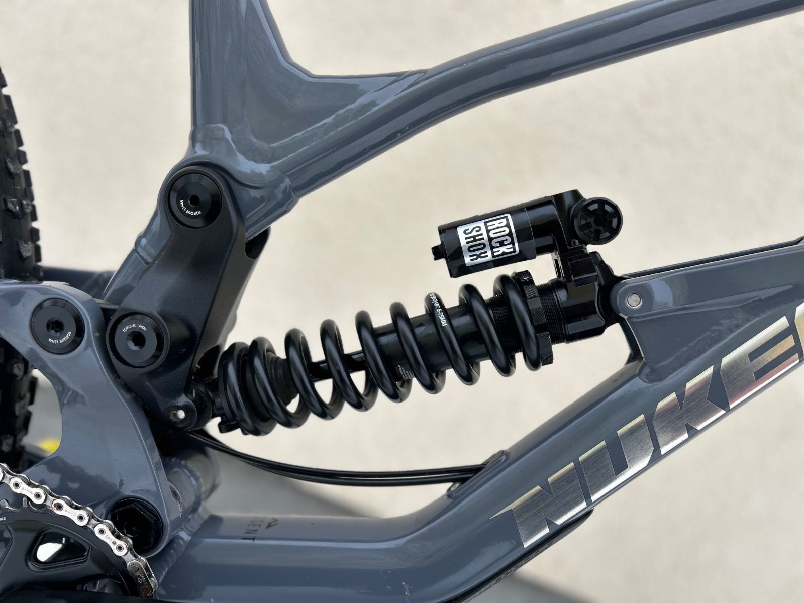 Велосипед двухподвес Nukerproof 290(2021-2022)