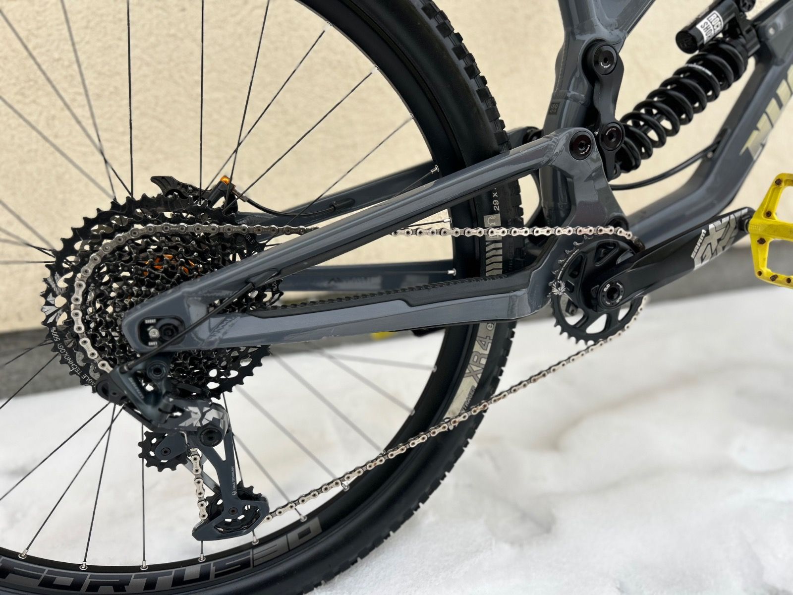 Велосипед двухподвес Nukerproof 290(2021-2022)