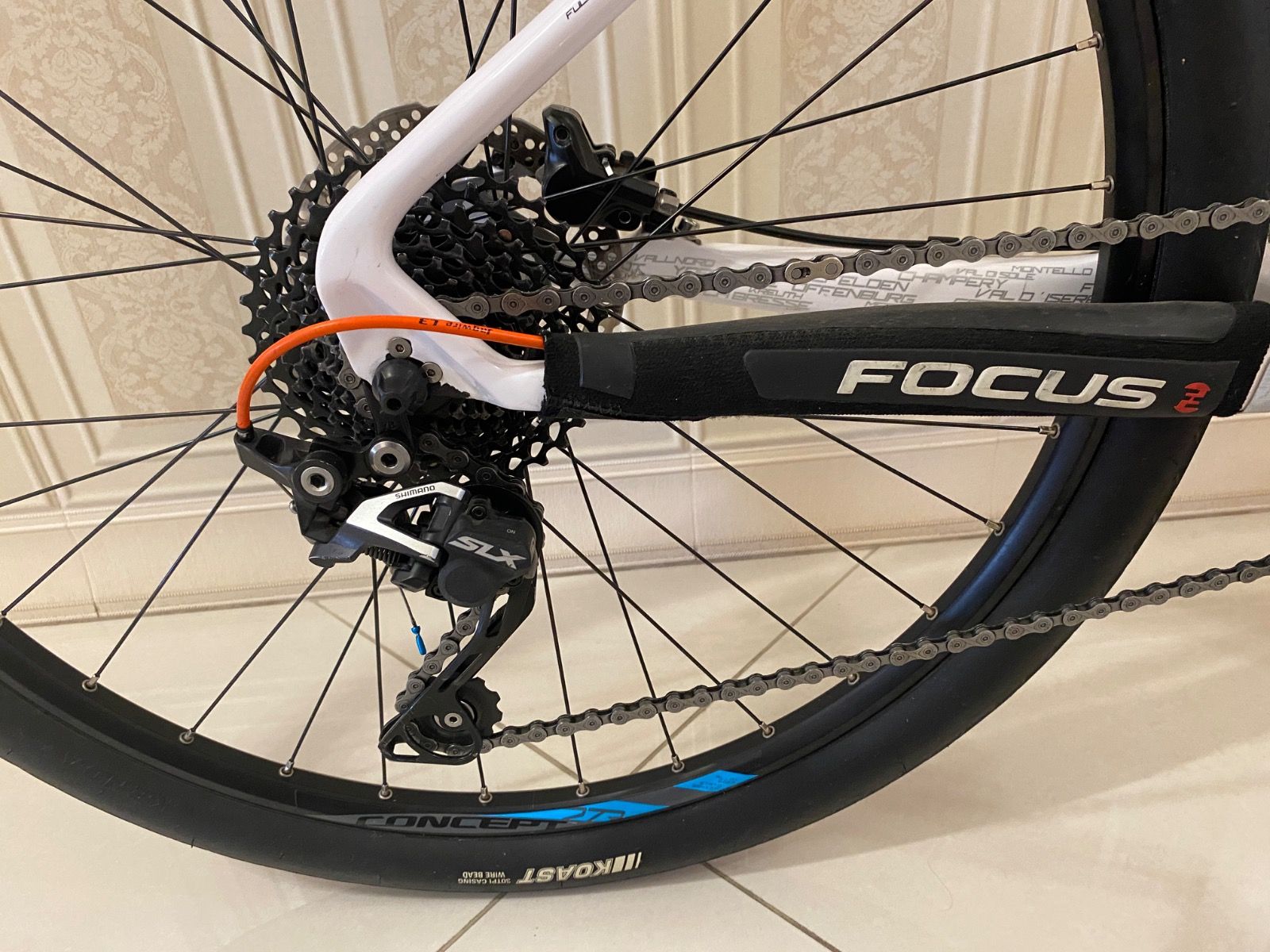 Велосипед FOCUS