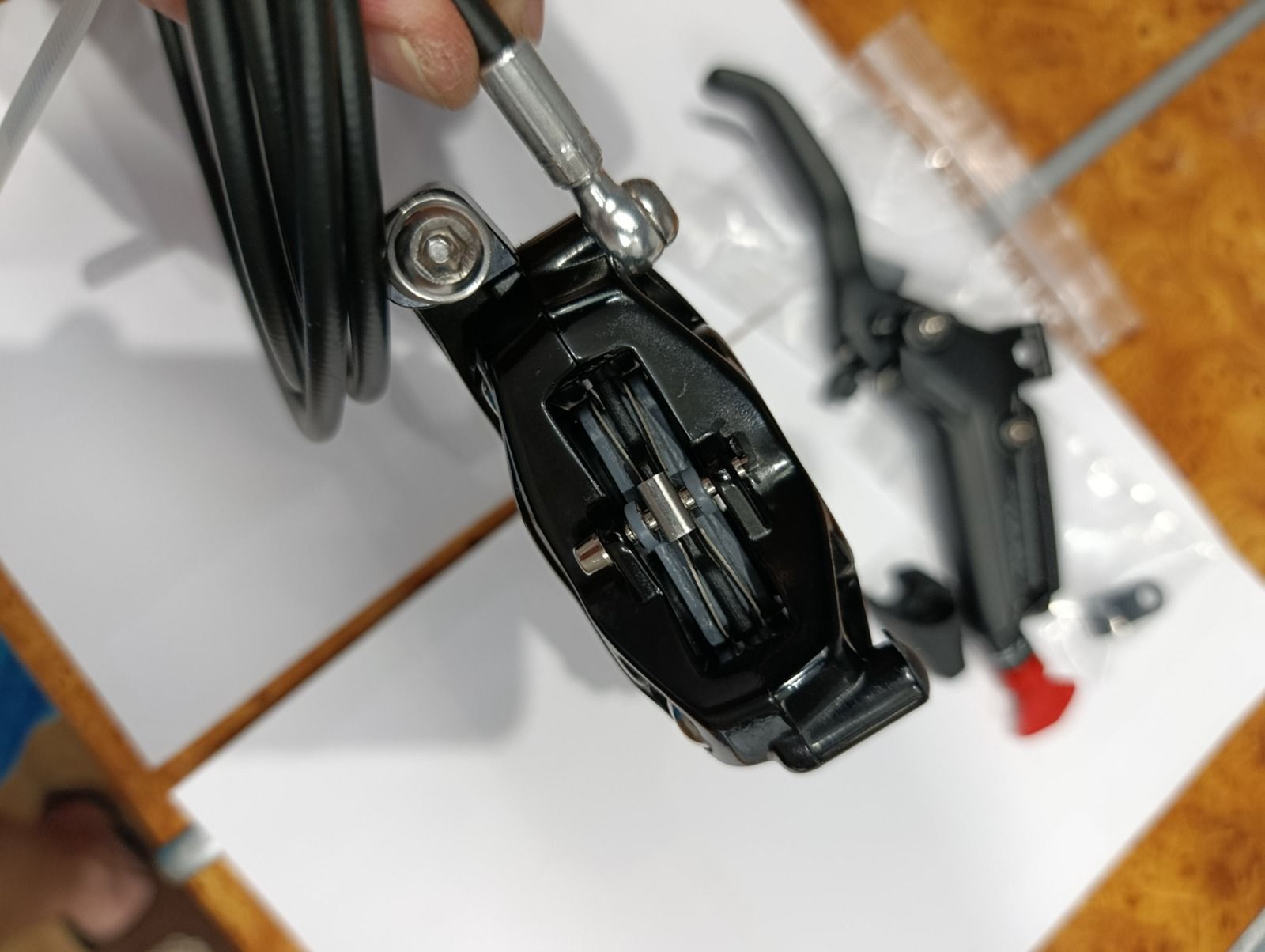 SRAM Level Silver Stealth