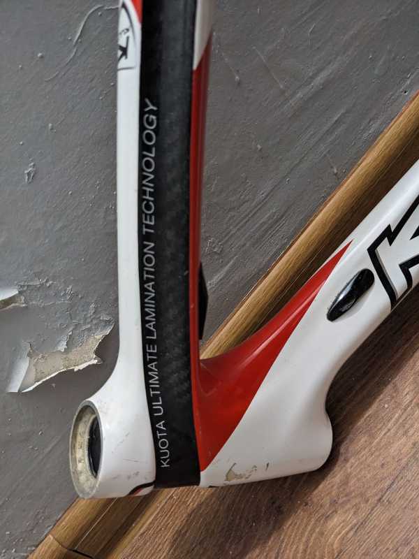 Карбоновая шоссейная рама kuota kult