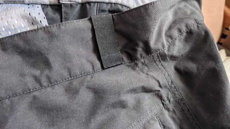 Новые   штаны Haglofs , мембрана Gore-Tex , размер Xl , наш 52-54 , на рост 185