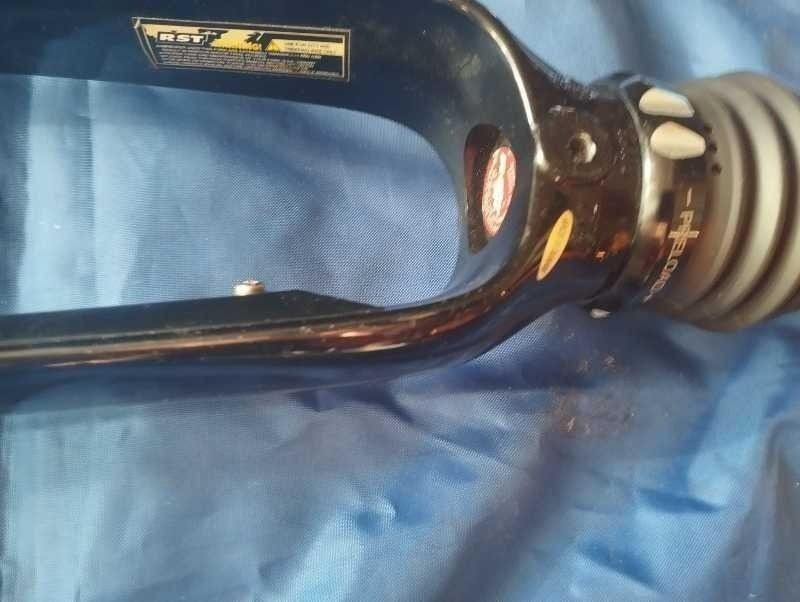 Вилка 28-29 RST Single-Shock