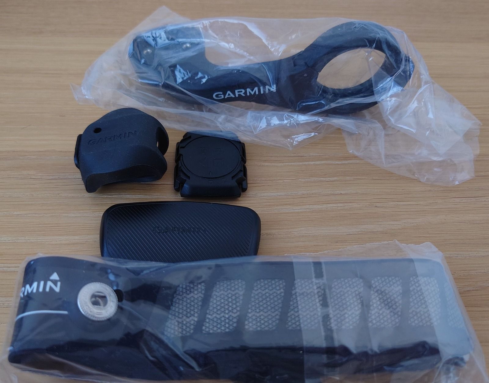 Garmin EDGE 530 Sensor Bundle (010-02060-10). Новый.
