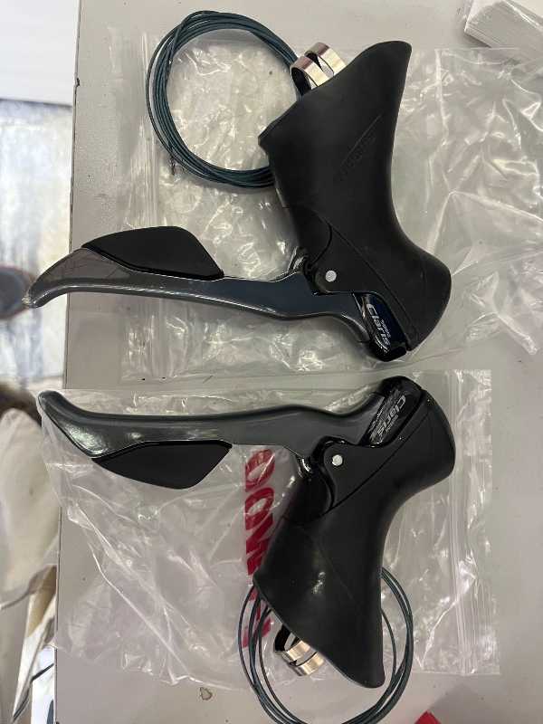 Shimano Claris r2000 2x8