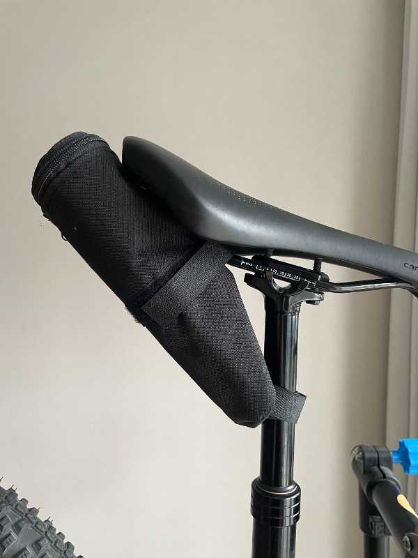 Подседельная сумка