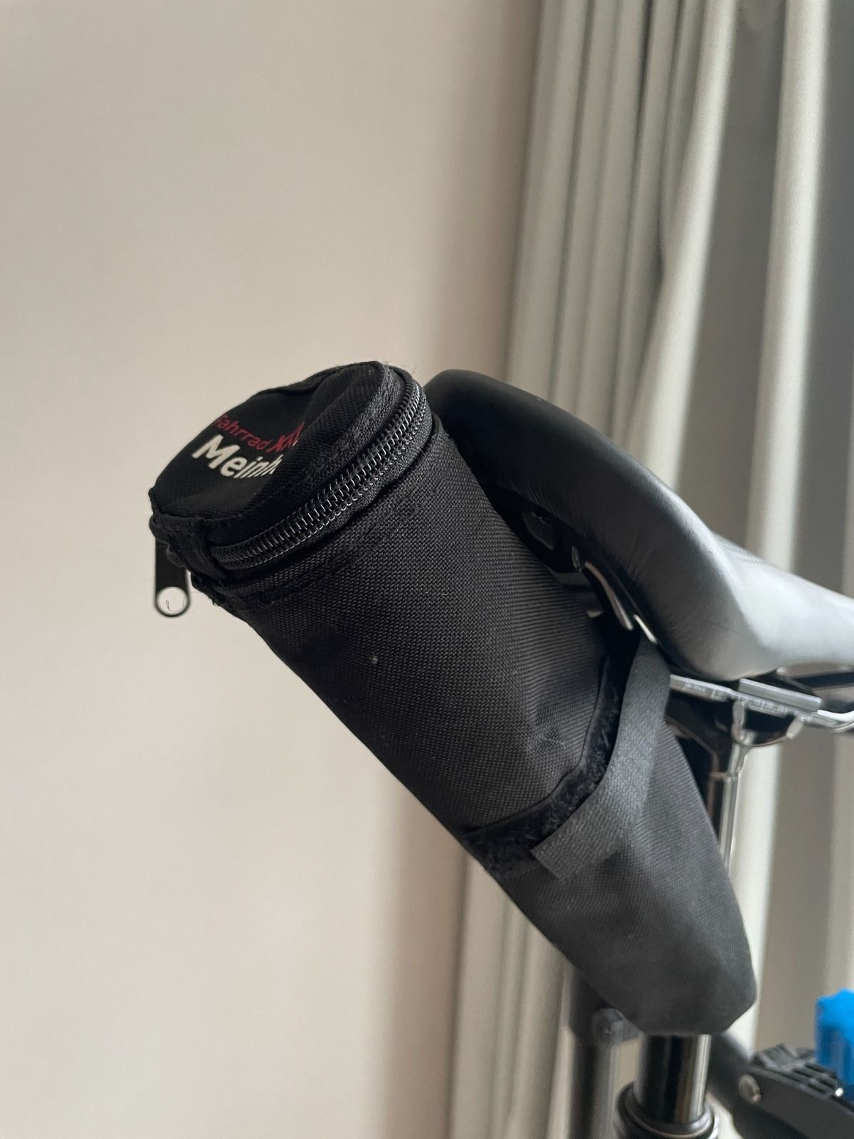 Подседельная сумка