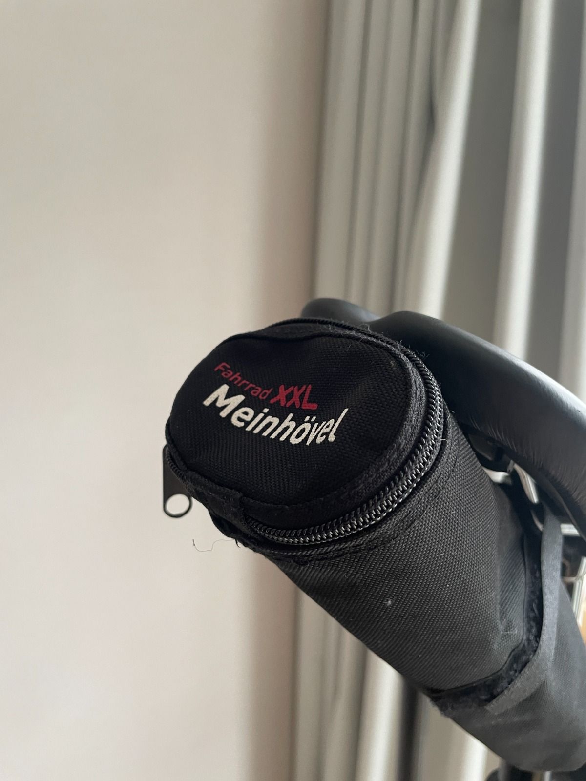 Подседельная сумка