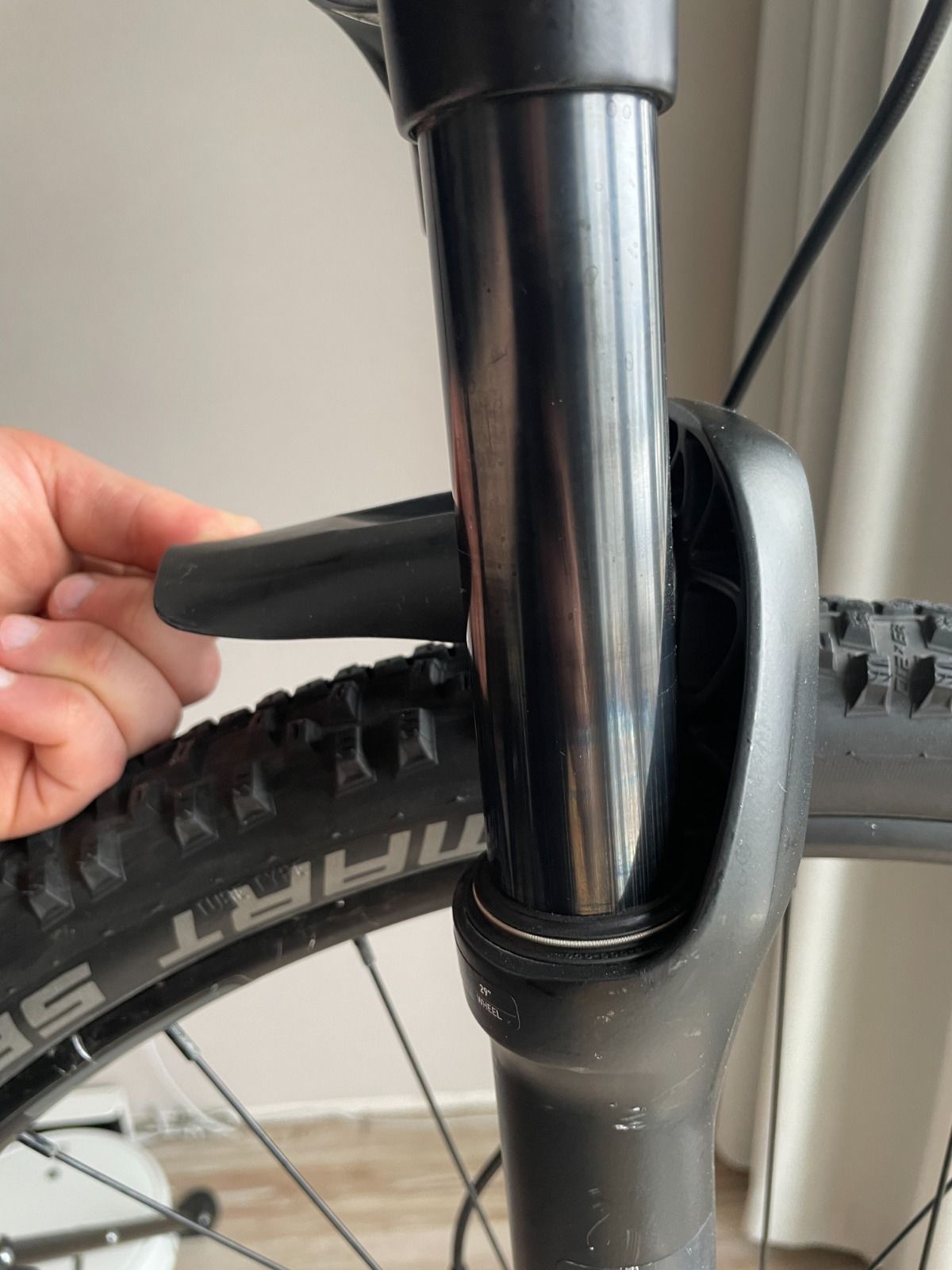 Щиток передний Specialized (БРОНЬ)