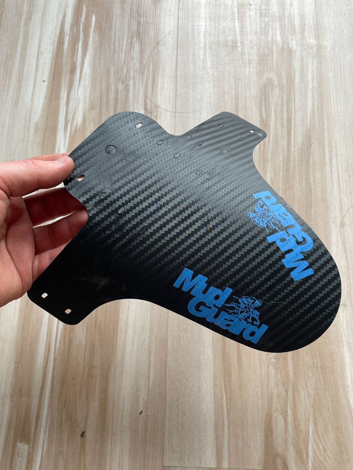 Щитки на вилку. Много разных