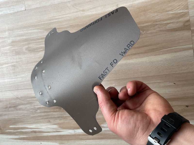 Щитки на вилку. Много разных