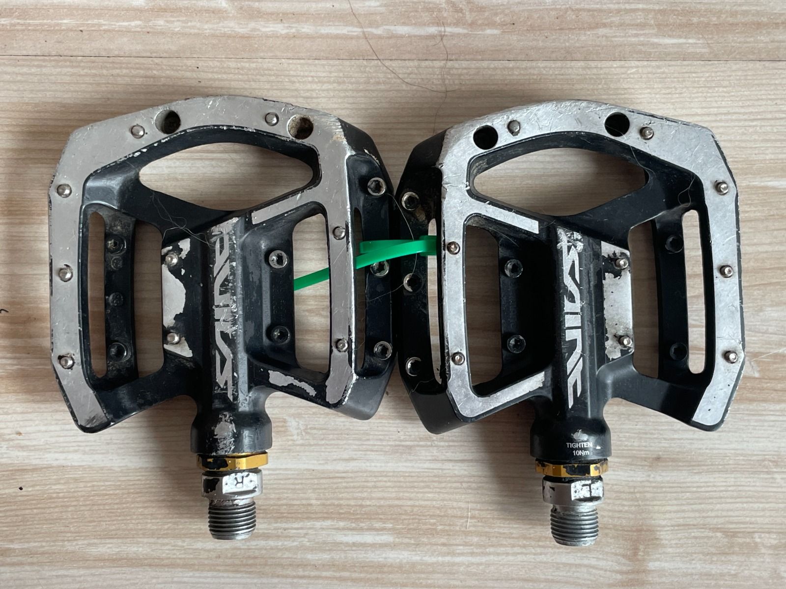 Педали. Фирменные, разные.