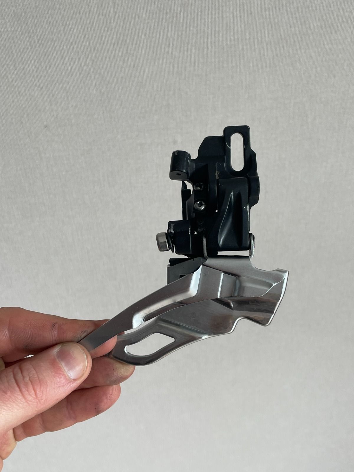 Переключатели Shimano  FD-M6000 / FD-M611/ SRAM x5