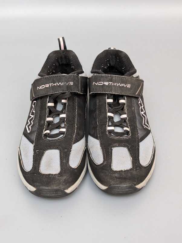 Женские велотуфли Northwave 37р SPD шипы