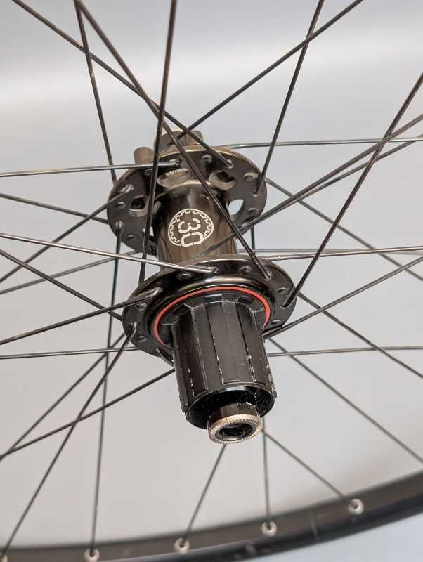 Бескамерное TLR колесо 29