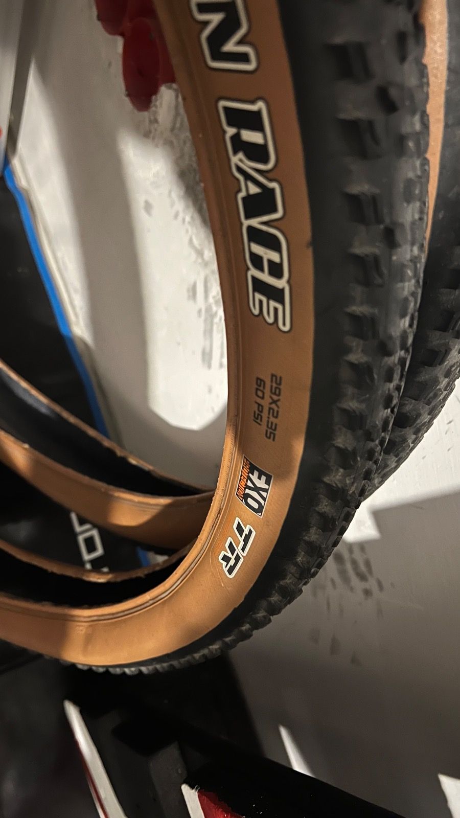Maxxis rekon race 29x2.35