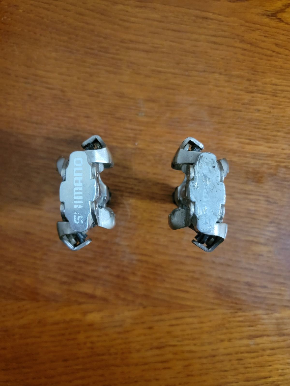 Контактные педали Shimano PD-M520