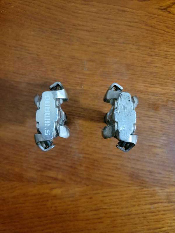 Контактные педали Shimano PD-M520