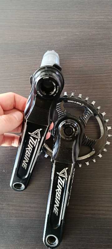 Шатуны race face turbine 175мс 30mm вал 32t