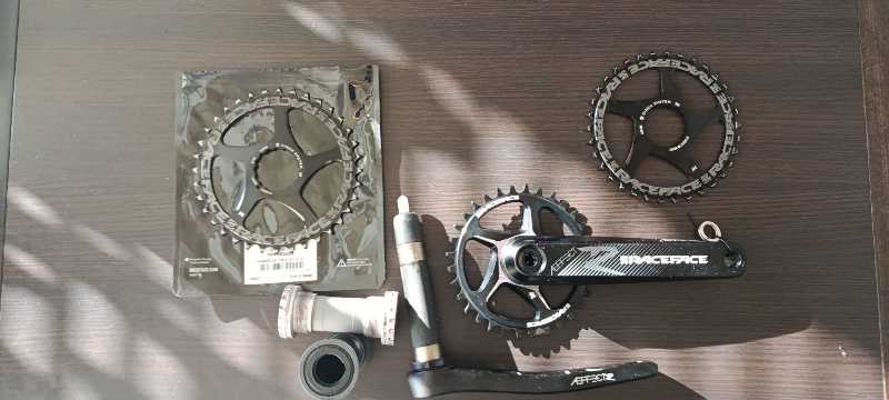 Новые шатуны raceface aeffect r 175mm + любая звезда rf