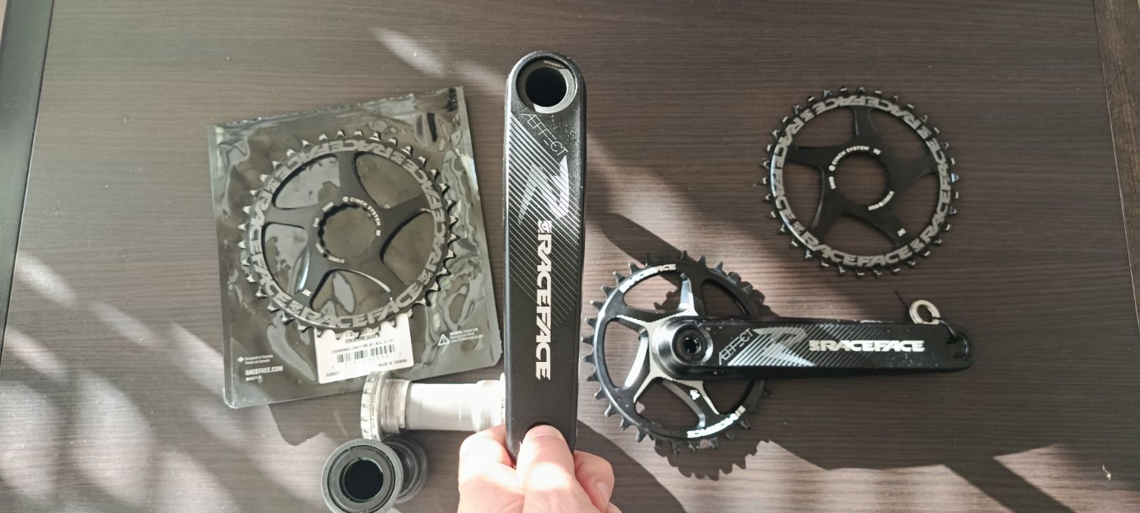 Новые шатуны raceface aeffect r 175mm + любая звезда rf