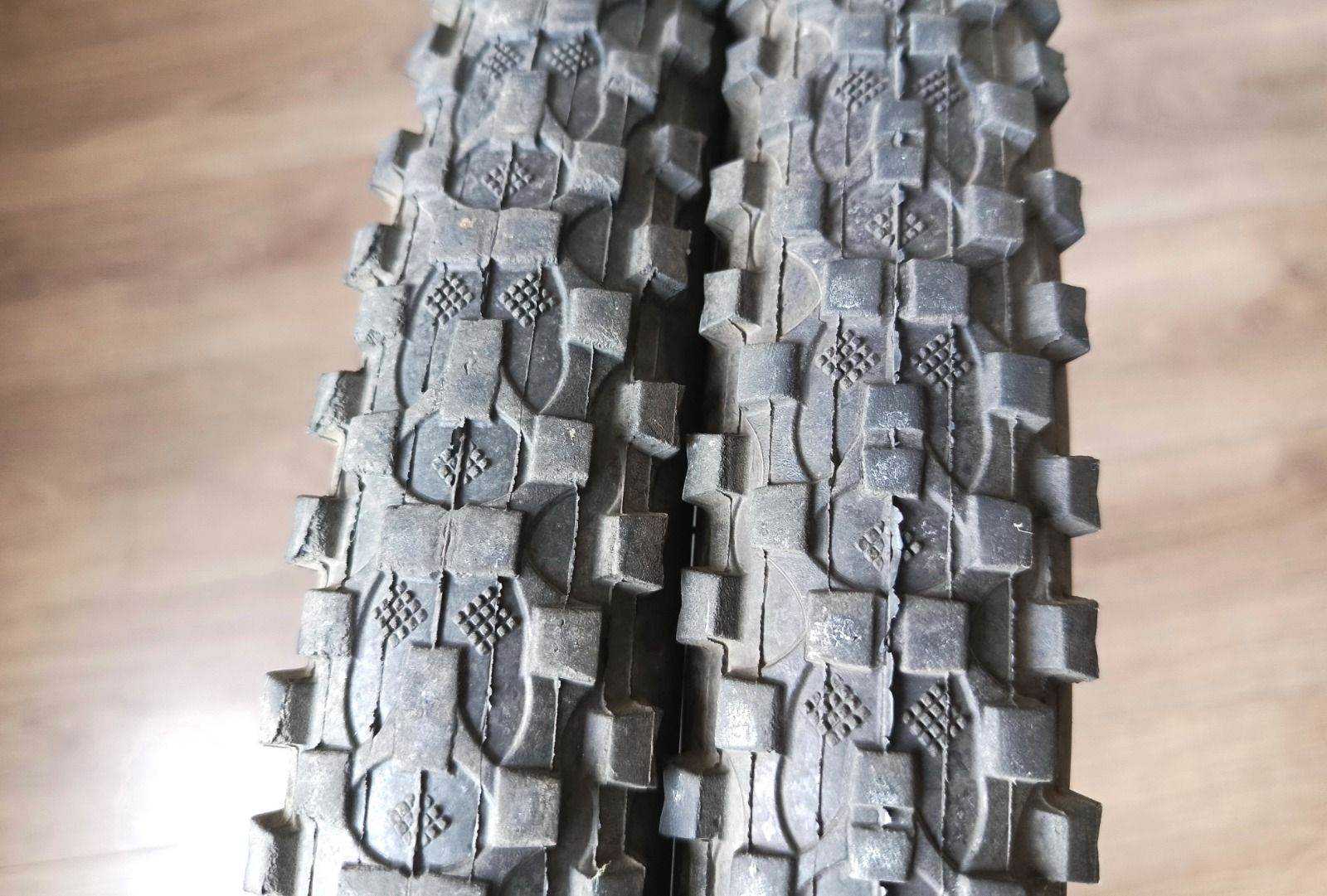 Покрышки Kenda 26x2,1