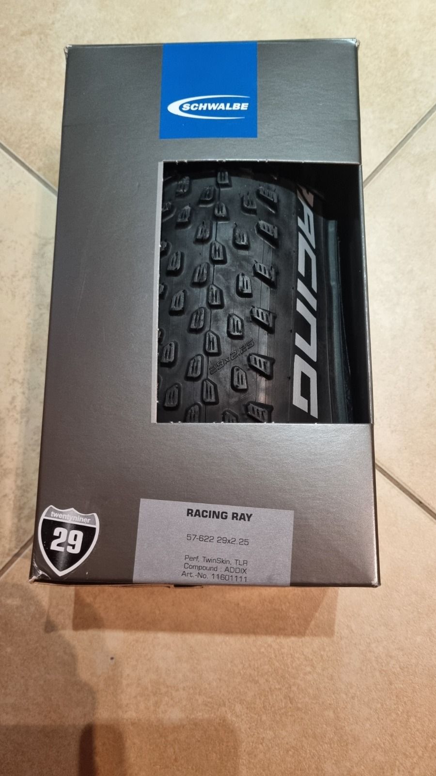 Покрышки новые Schwalbe Racing Ray 29x2.25 для МТБ. Кевраловые, под бескамерку .