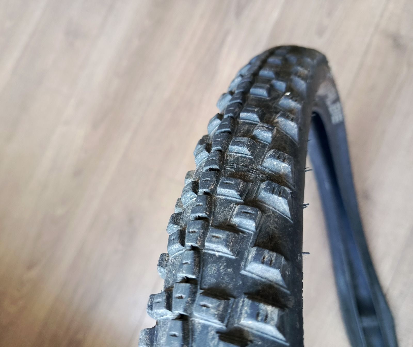 Комплект покрышек 27,5x2,25 и 27,5х2,1