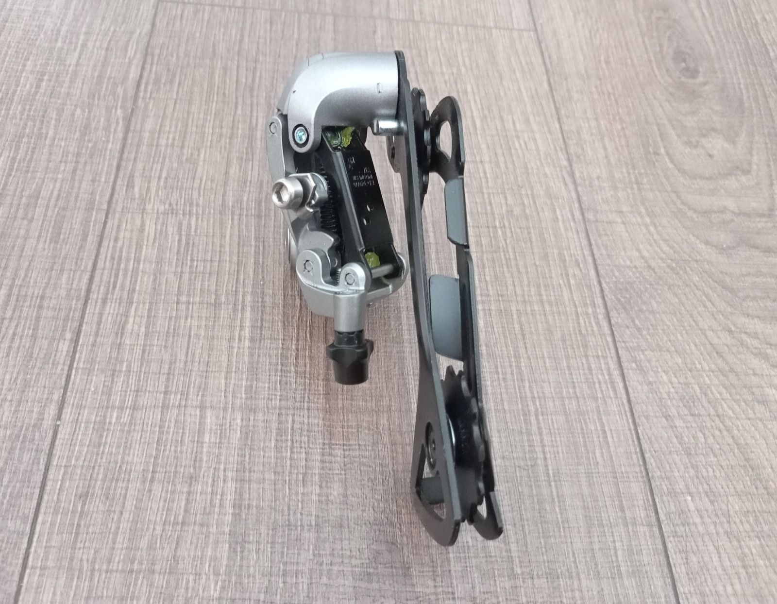 Задний переключатель Shimano Alivio RD-T4000 9 ск.