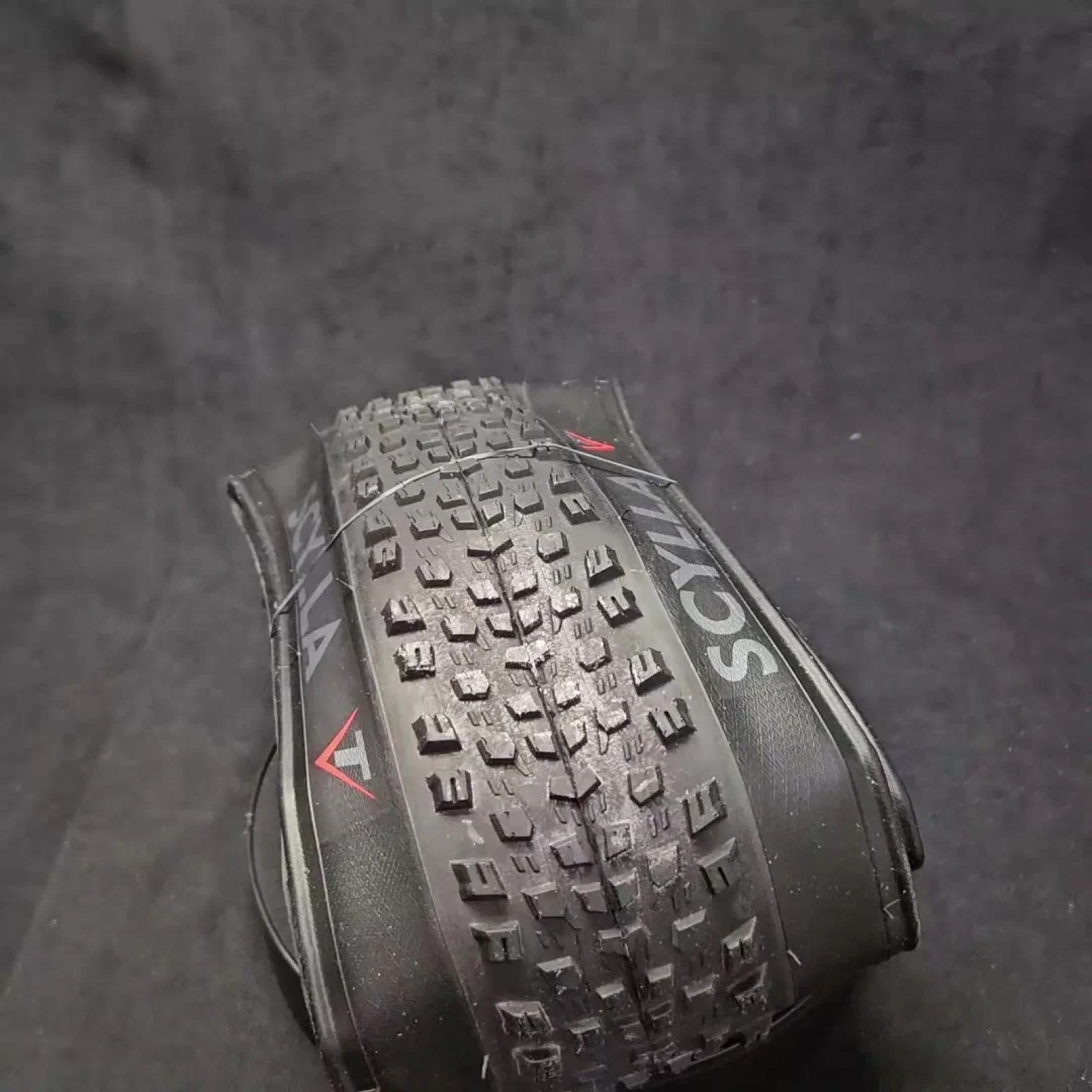 ПОКРЫШКBИ 27.5x2.6 Mitas Scylla (складные/кевлар)