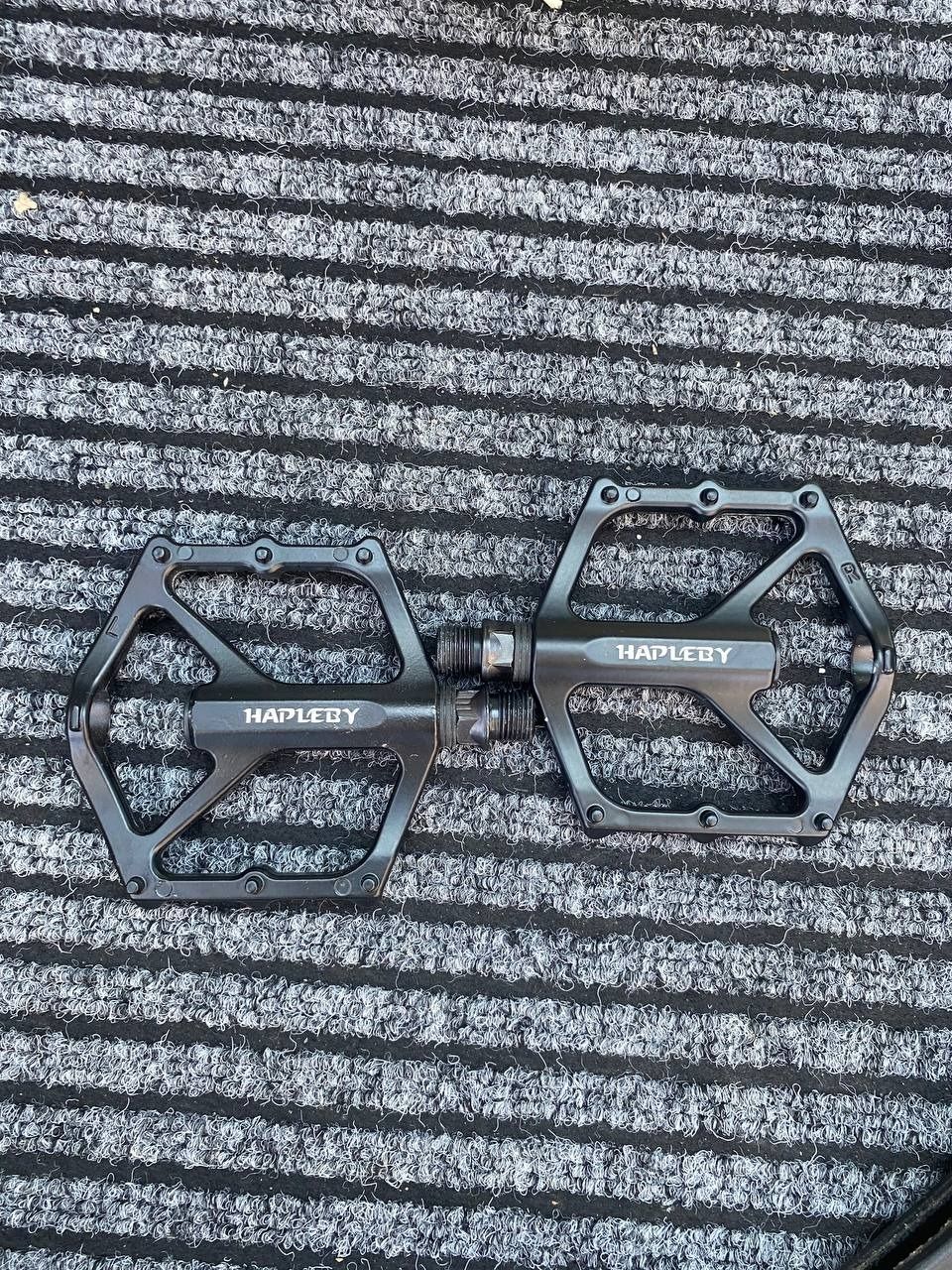 педали алюминий Hapleby Premium