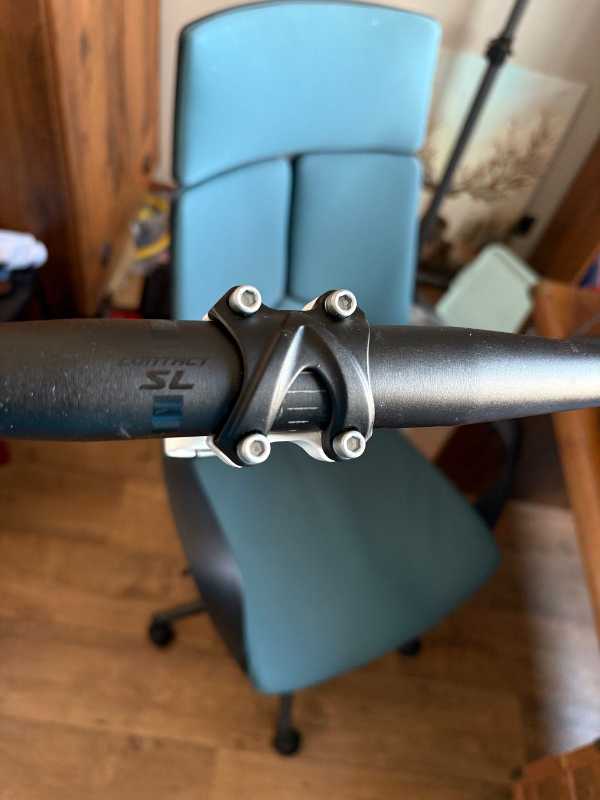 Вынос, руль