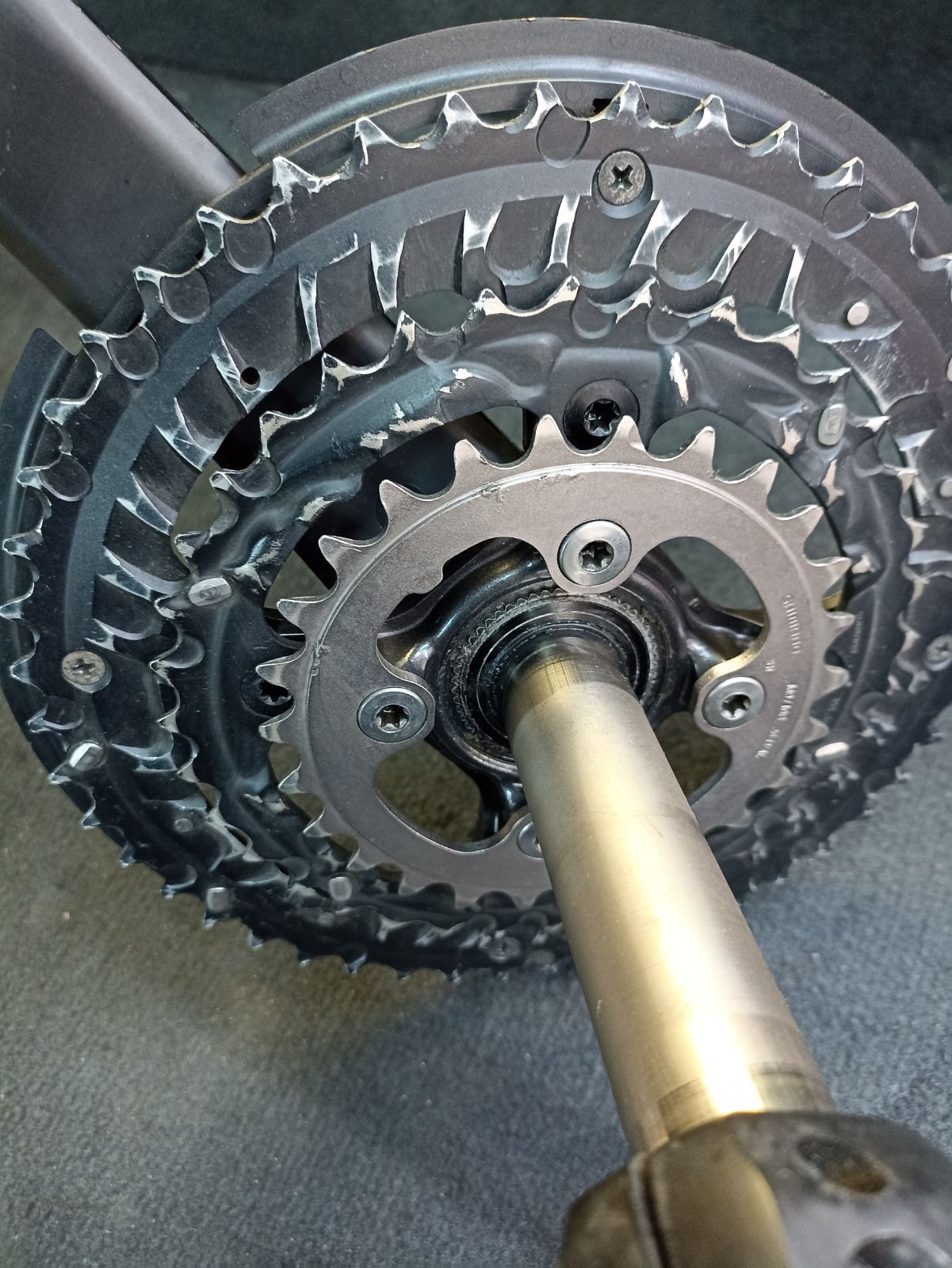 Шатуны со звездами Shimano XT FC-M8000