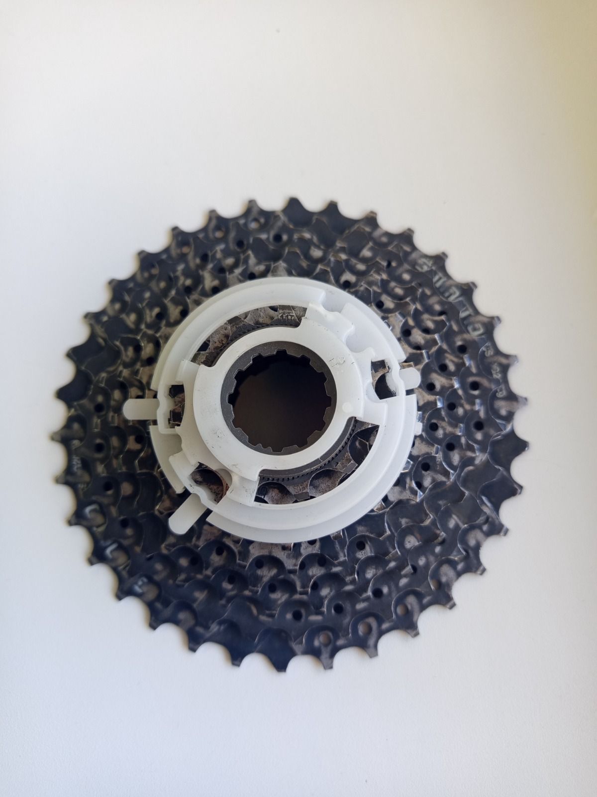 Кассета Shimano CS-HG200 9 скоростей, Индонезия.