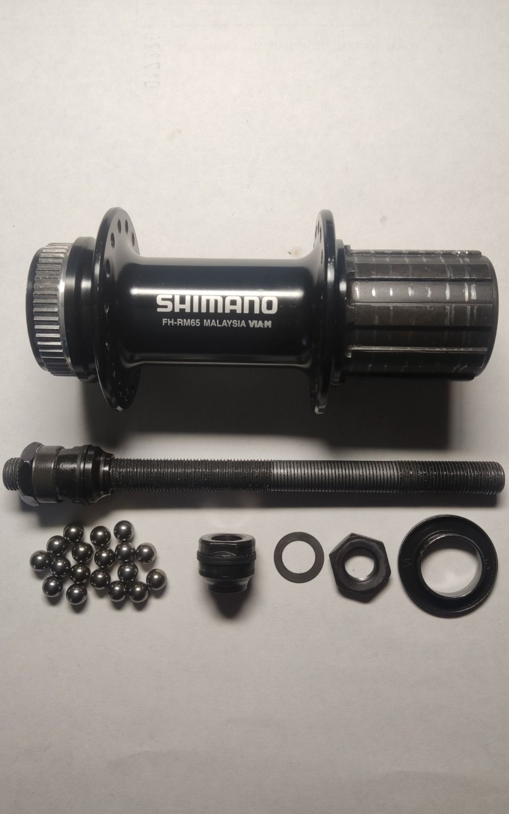 Втулка задняя Shimano FH-RM65, 135×10 мм, 32h