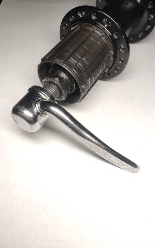 Втулка задняя Shimano FH-RM65, 135×10 мм, 32h