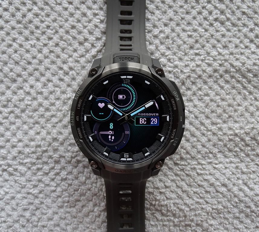 Garmin Instinct Crossover AMOLED