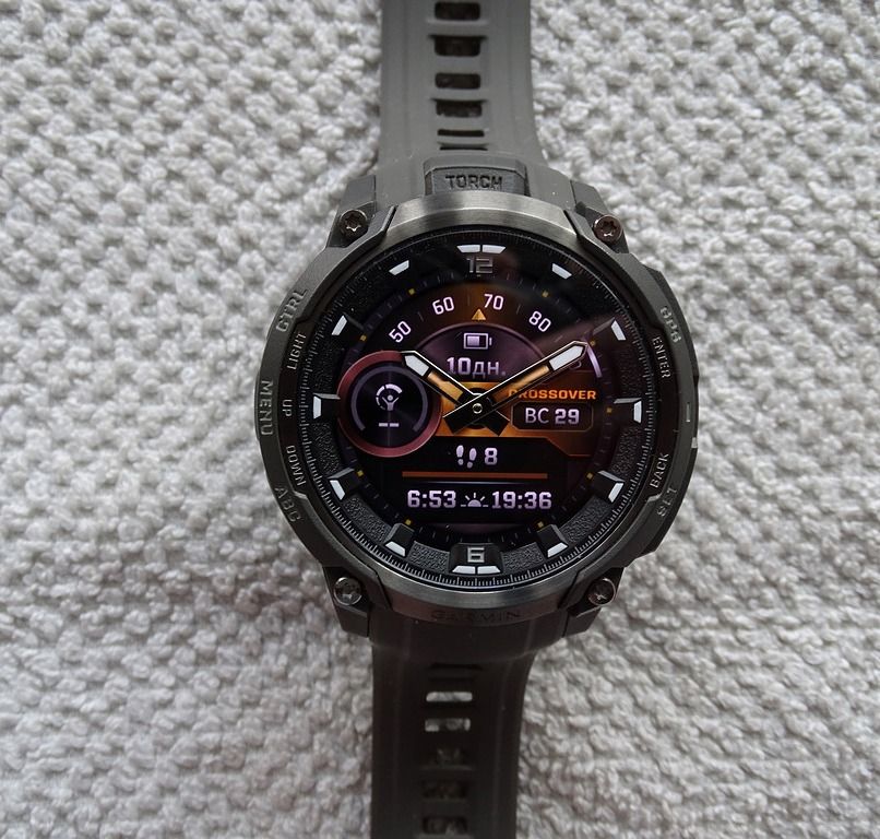 Garmin Instinct Crossover AMOLED