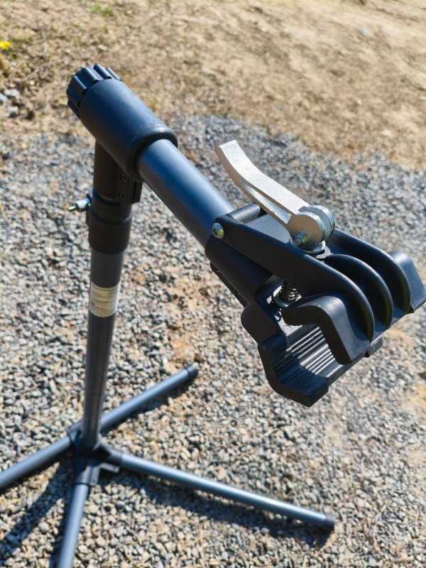 Стойка для ремонта и обслуживания велосипедов . Германия .