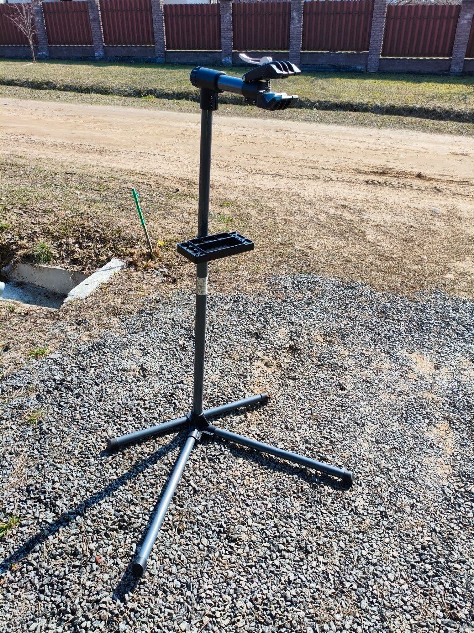 Стойка для ремонта и обслуживания велосипедов . Германия .