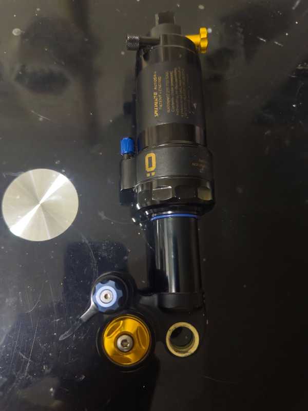 Амортизатор Ohlins STX22 для Specialized